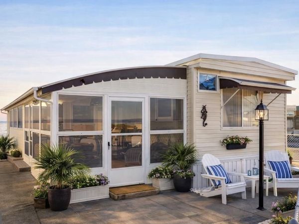 17 CHANNEL DRIVE, WILDWOOD, NJ 08260