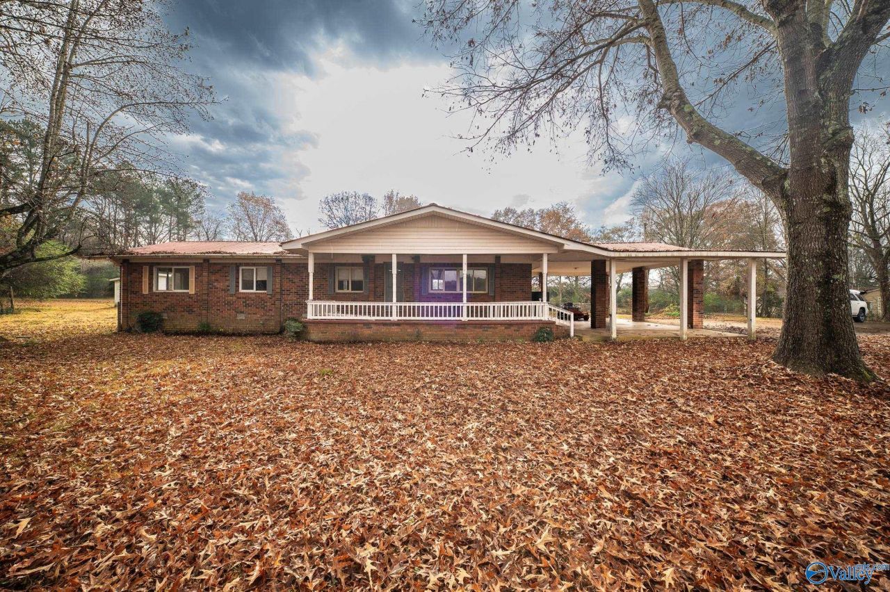 930 County Road 181, Stevenson, AL 35772 Main Photo