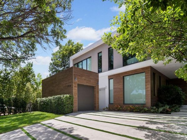 4740 Alton Rd, Miami Beach, FL 33140