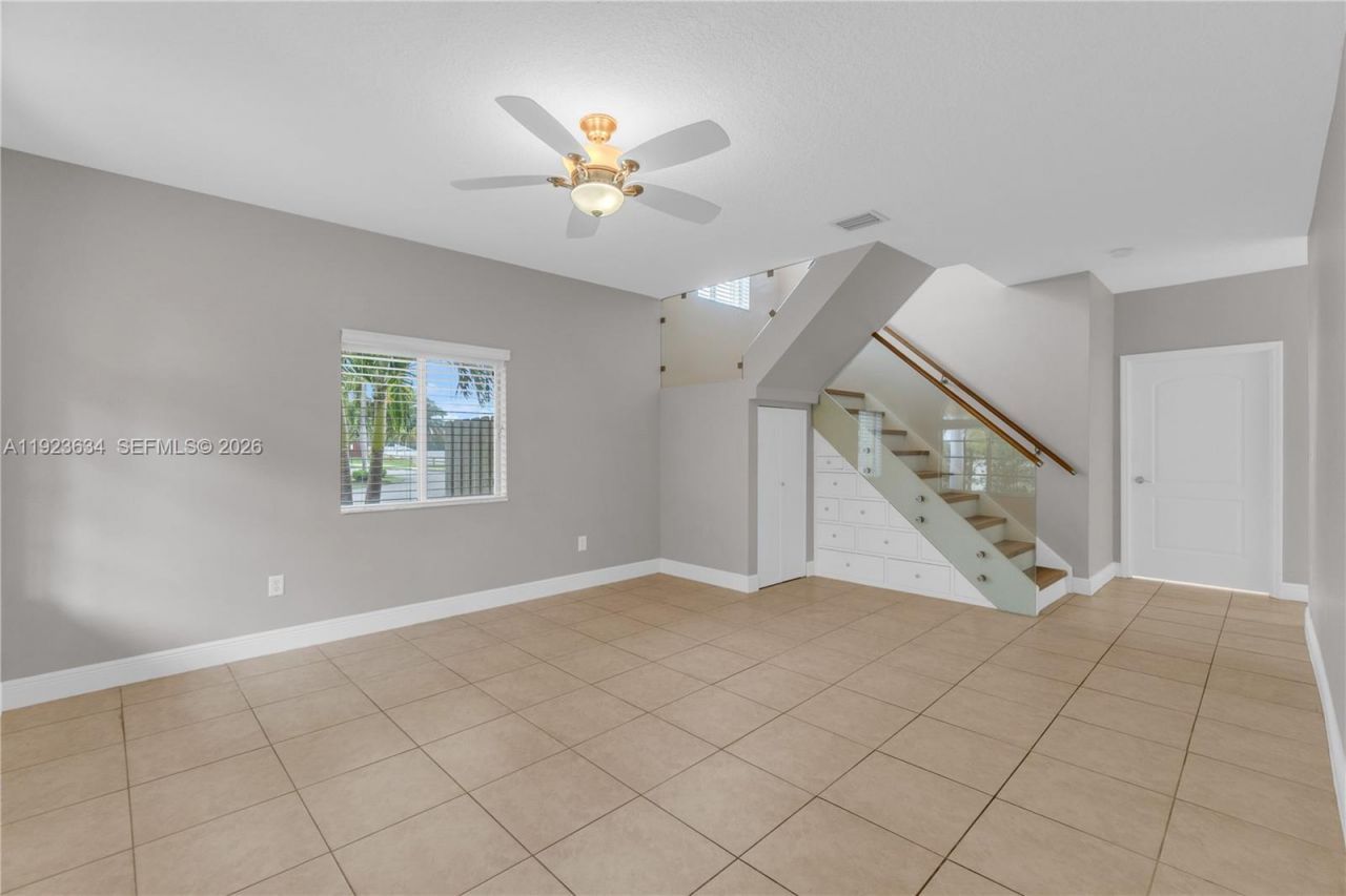 13940 SW 127th Ct, Miami, FL 33186 Photo