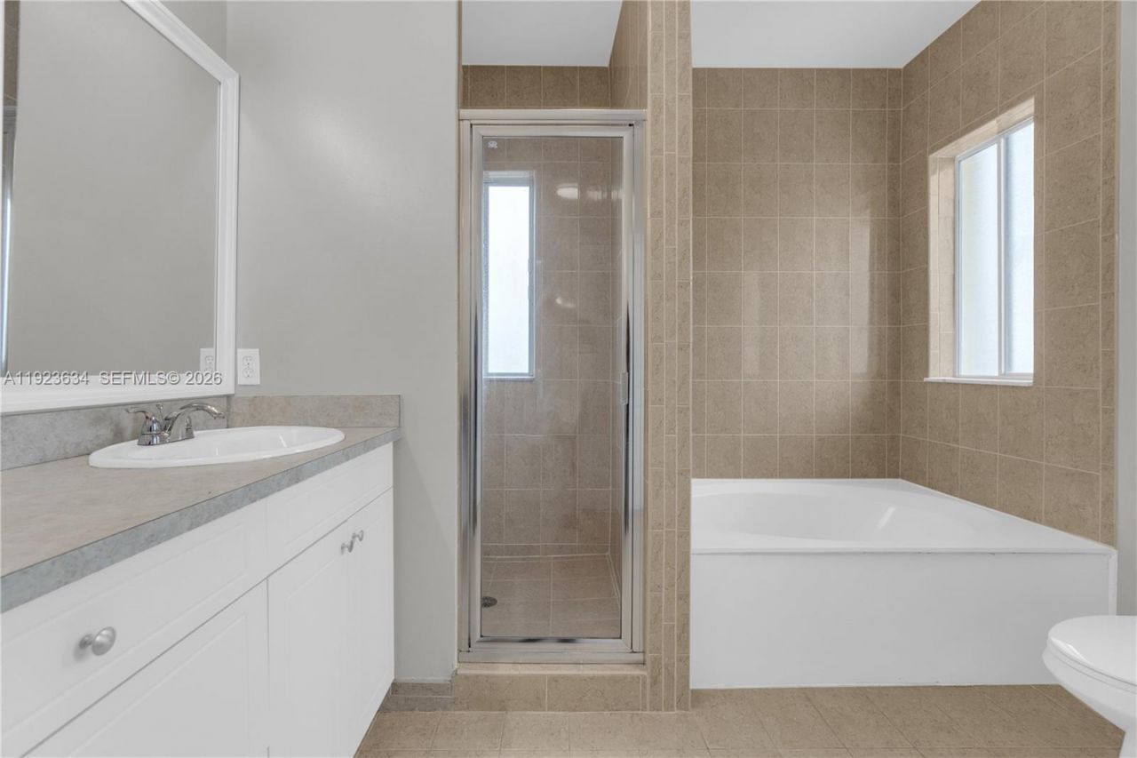 13940 SW 127th Ct, Miami, FL 33186 Photo