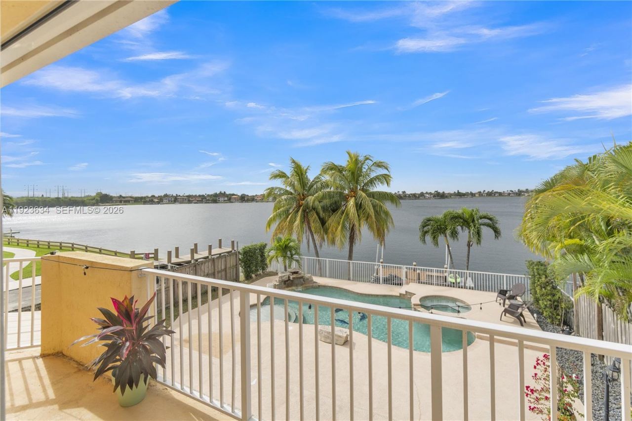 13940 SW 127th Ct, Miami, FL 33186 Photo