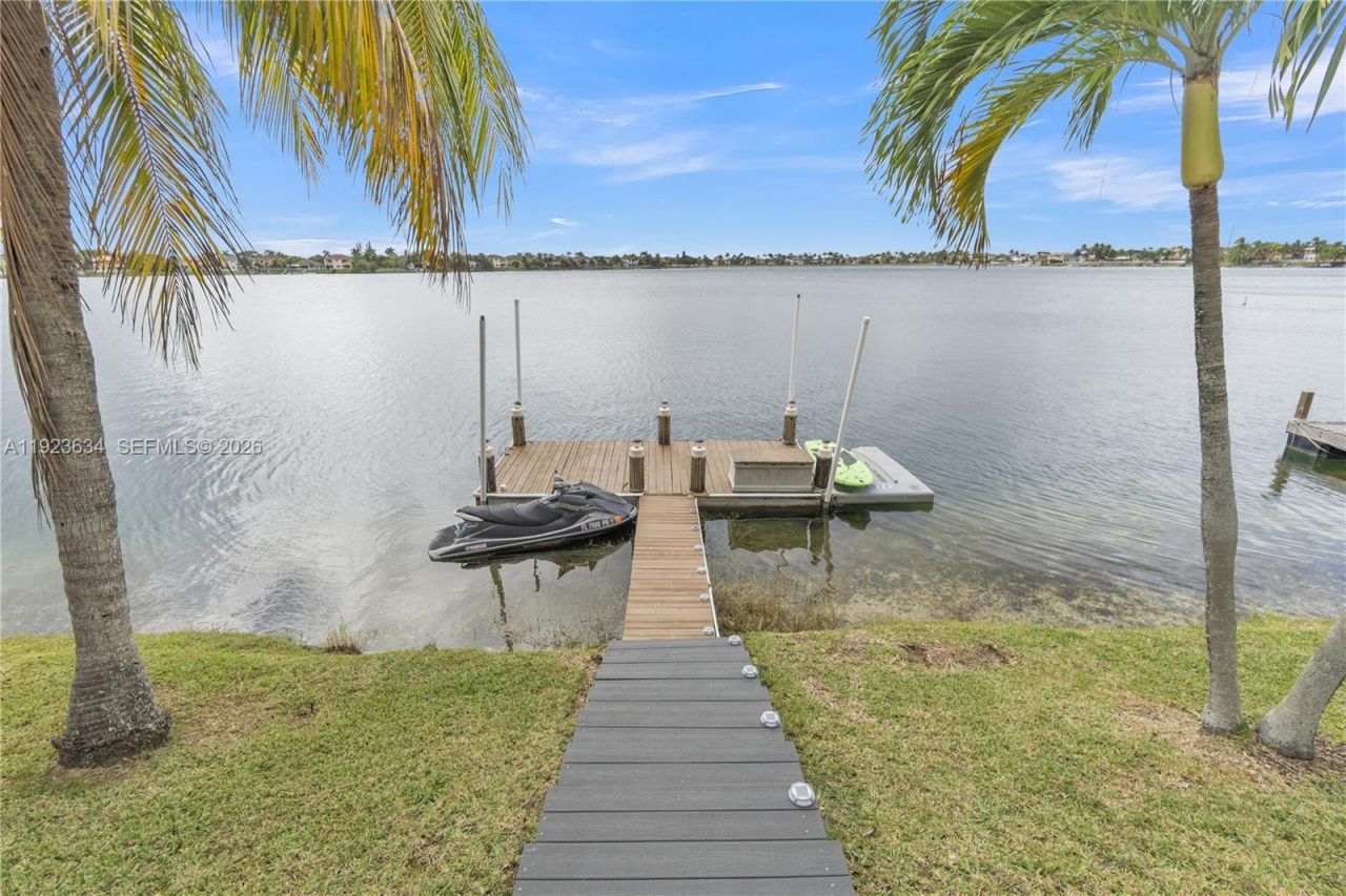 13940 SW 127th Ct, Miami, FL 33186 Photo