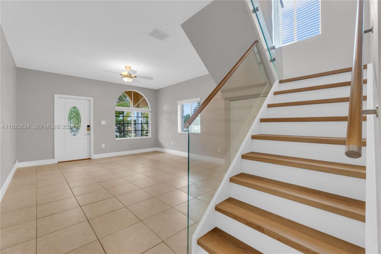 13940 SW 127th Ct, Miami, FL 33186 Photo