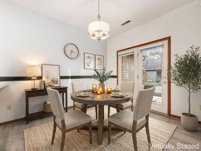 7647 Redman Lane , Reynoldsburg, OH 43068 Photo 9