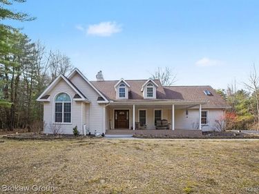 2910 Ginger Drive, Coleman, MI 48618