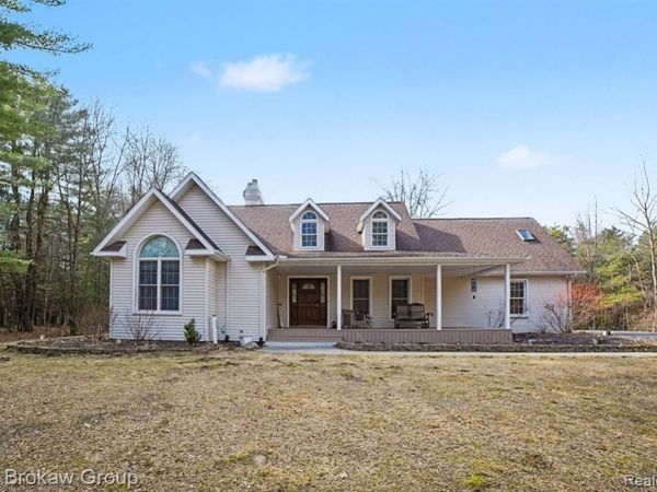 2910 Ginger Drive, Coleman, MI 48618
