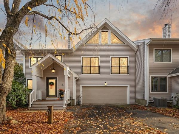 300 Willow Street, Unit 3, Hamilton, MA 01982