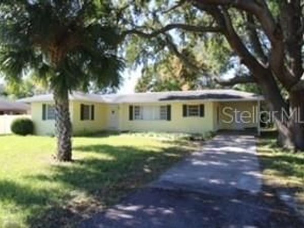 905 MARION DRIVE, MOUNT DORA, FL 32757