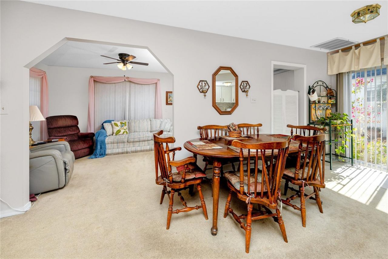 7830 39th Terrace N, Saint Petersburg, FL 33709 Photo