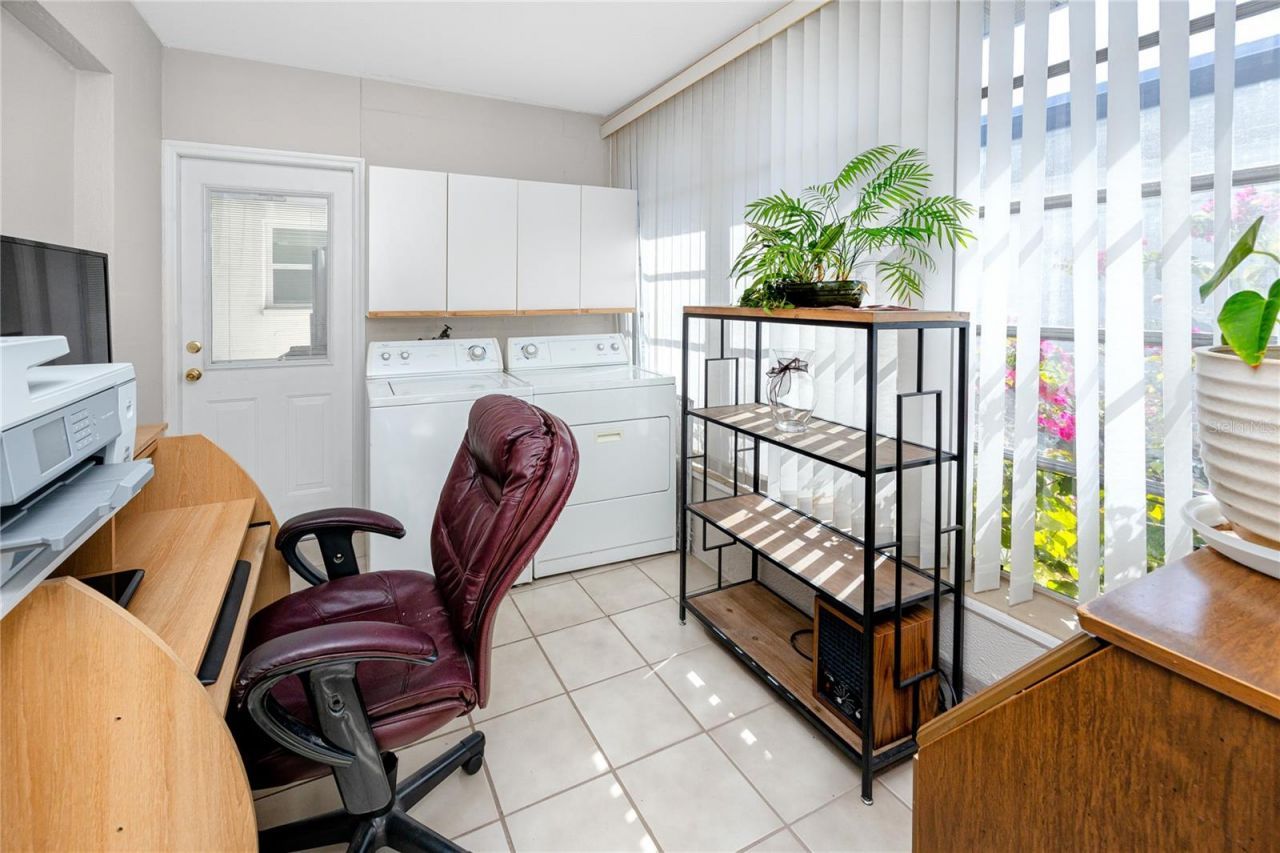 7830 39th Terrace N, Saint Petersburg, FL 33709 Photo