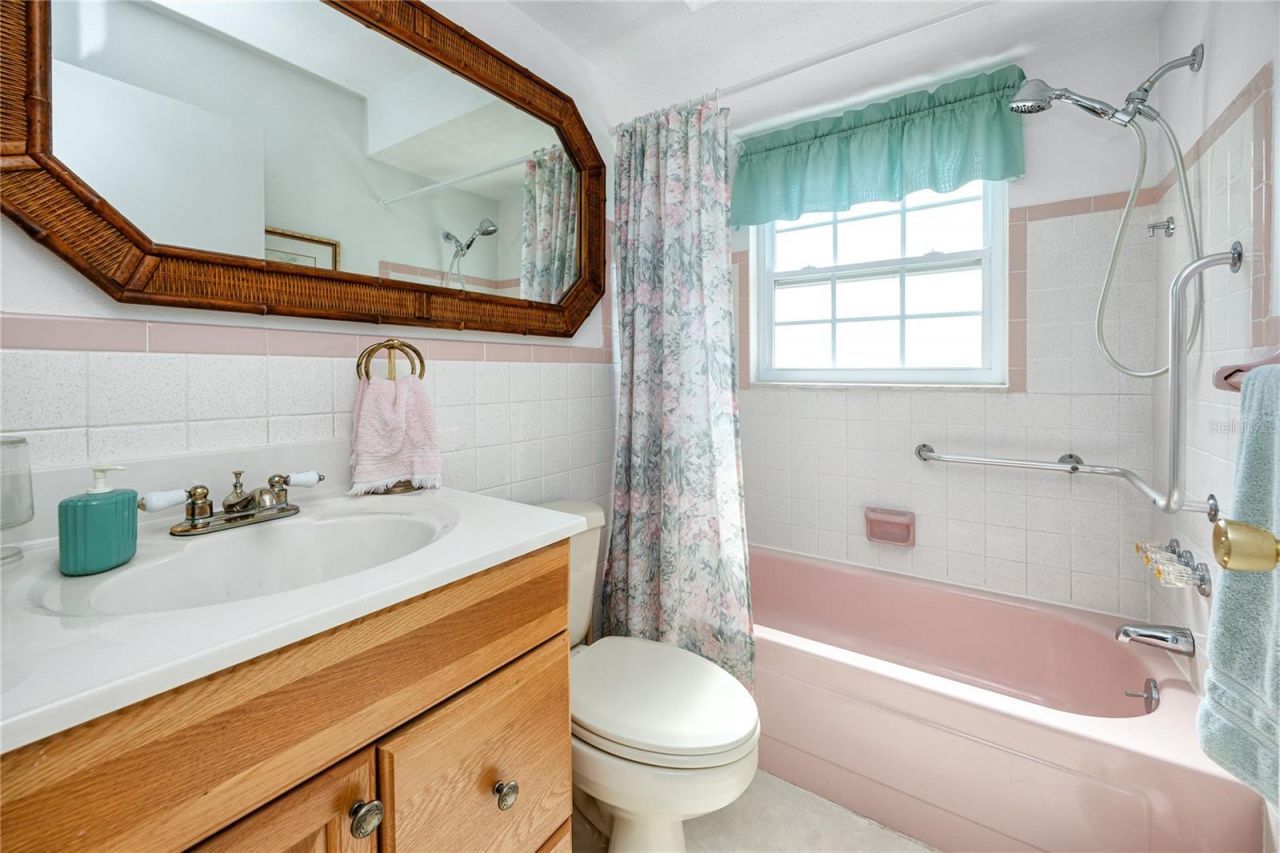 7830 39th Terrace N, Saint Petersburg, FL 33709 Photo