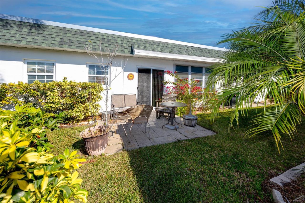 7830 39th Terrace N, Saint Petersburg, FL 33709 Photo