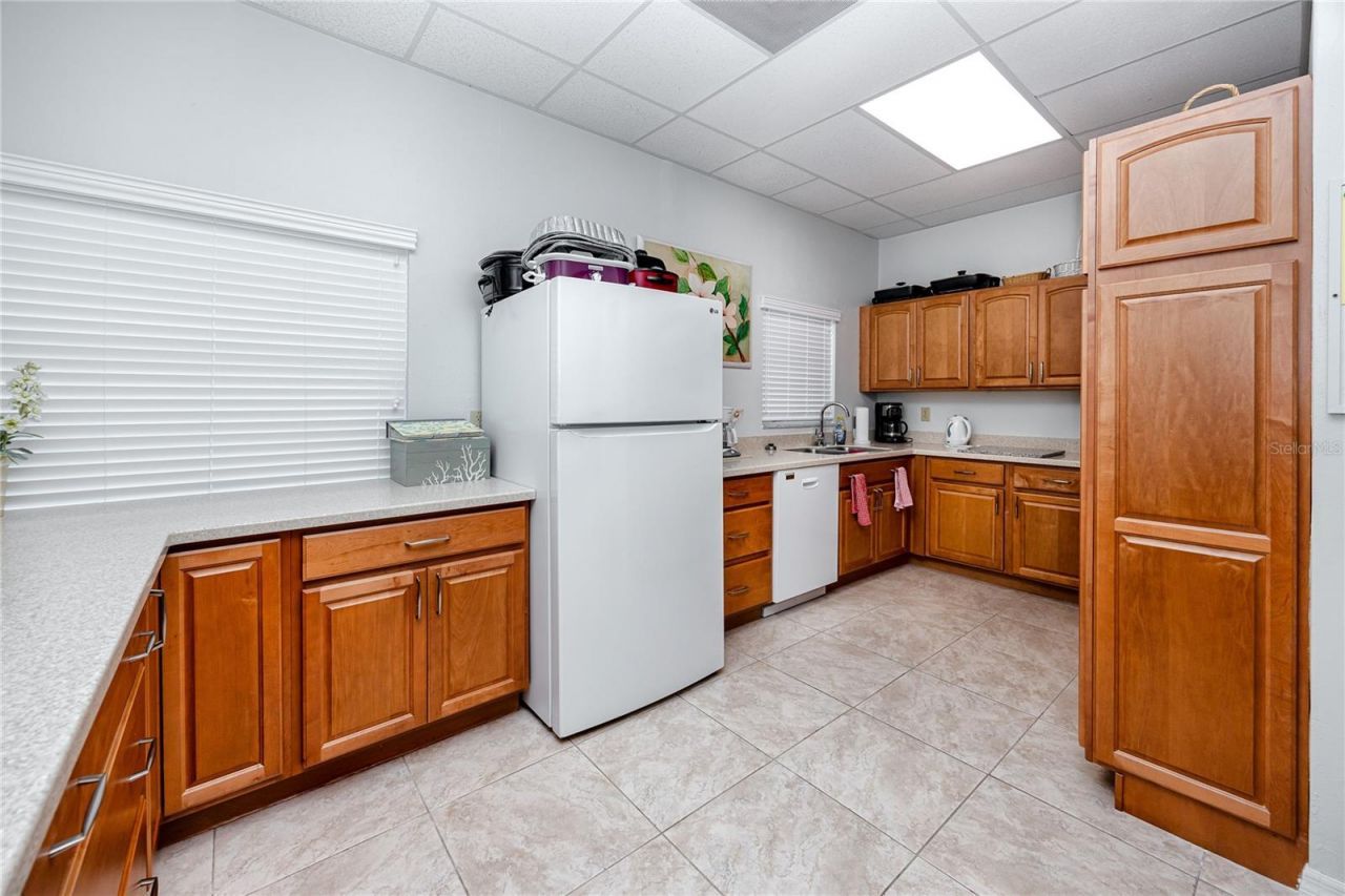 7830 39th Terrace N, Saint Petersburg, FL 33709 Photo