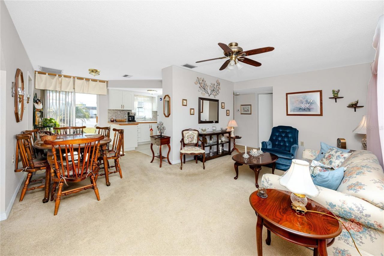 7830 39th Terrace N, Saint Petersburg, FL 33709 Photo