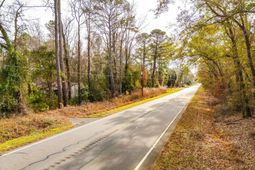 5552 Bluff Road photo 4