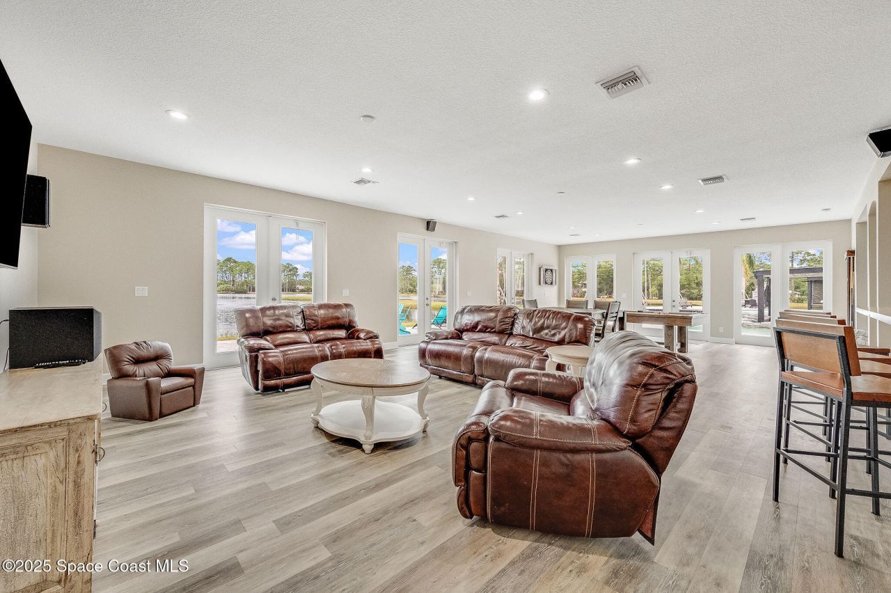 4236 Hield Road Nw, Palm Bay, FL 32907 Photo