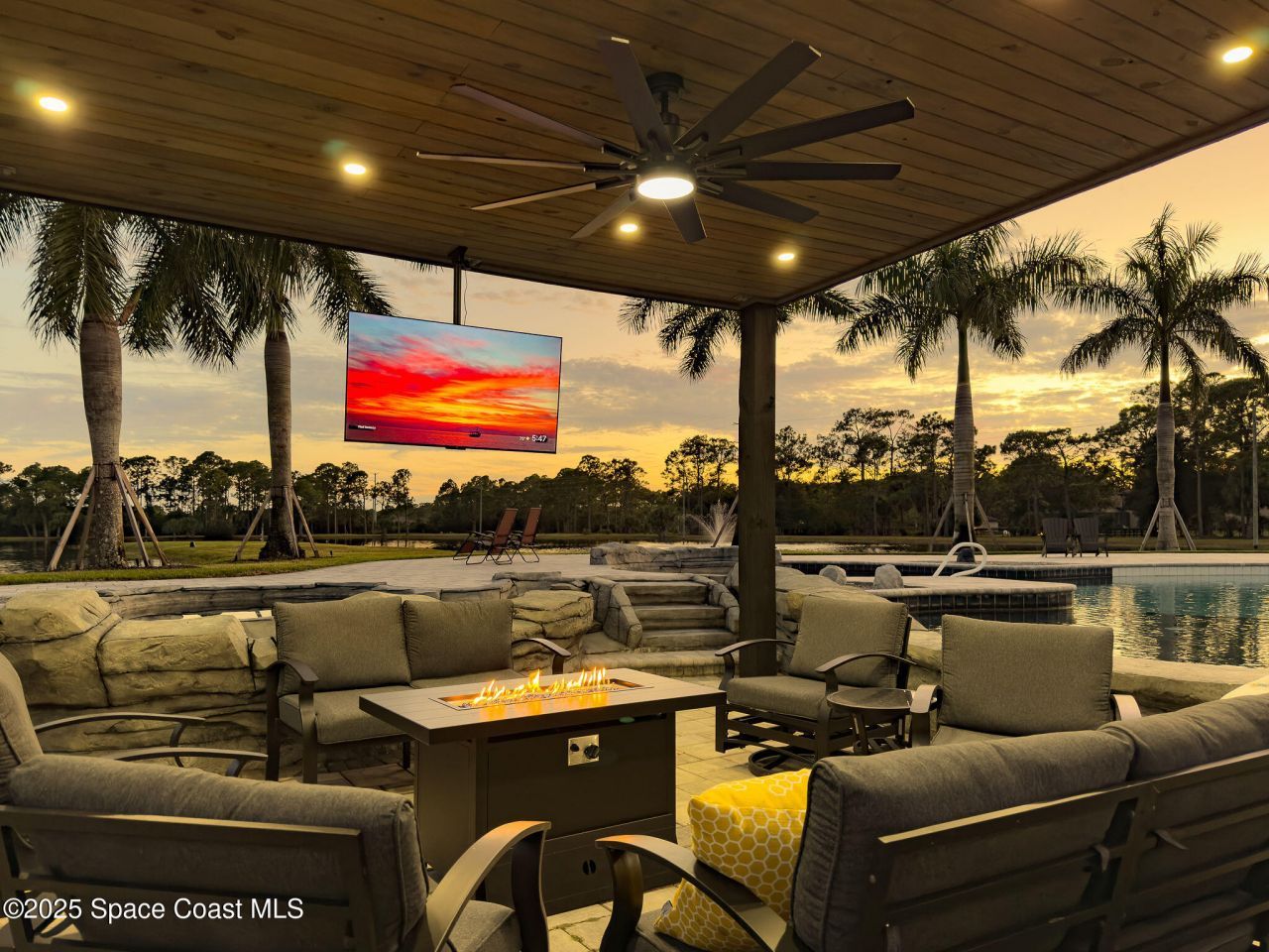 4236 Hield Road Nw, Palm Bay, FL 32907 Photo