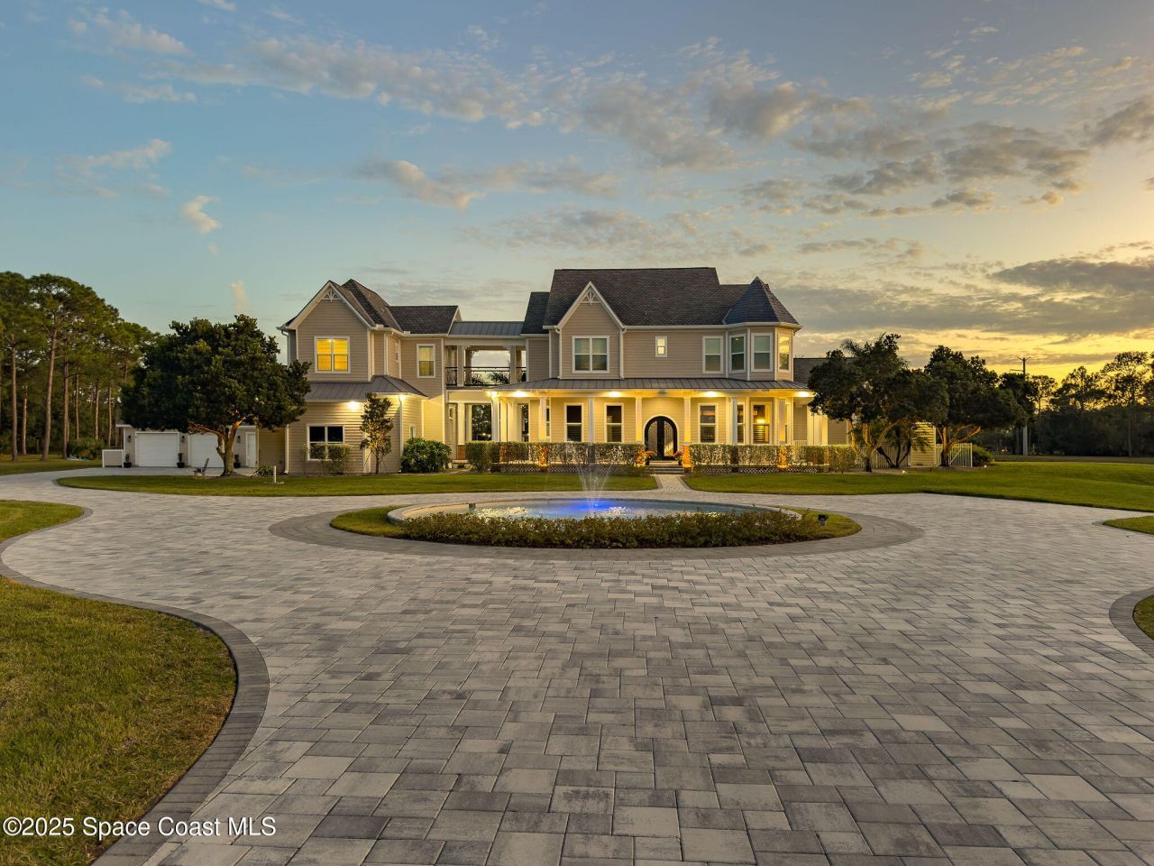 4236 Hield Road Nw, Palm Bay, FL 32907 Photo