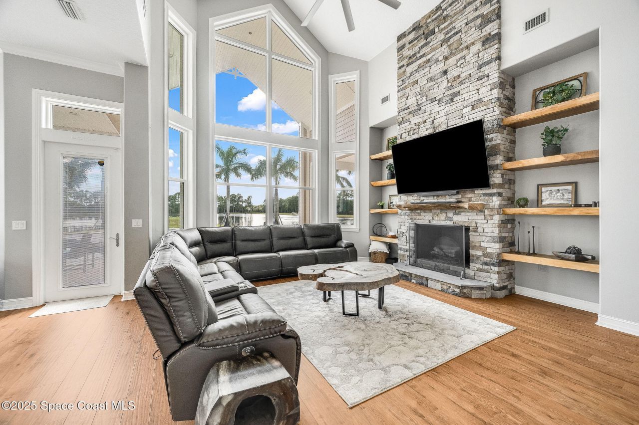 4236 Hield Road Nw, Palm Bay, FL 32907 Photo