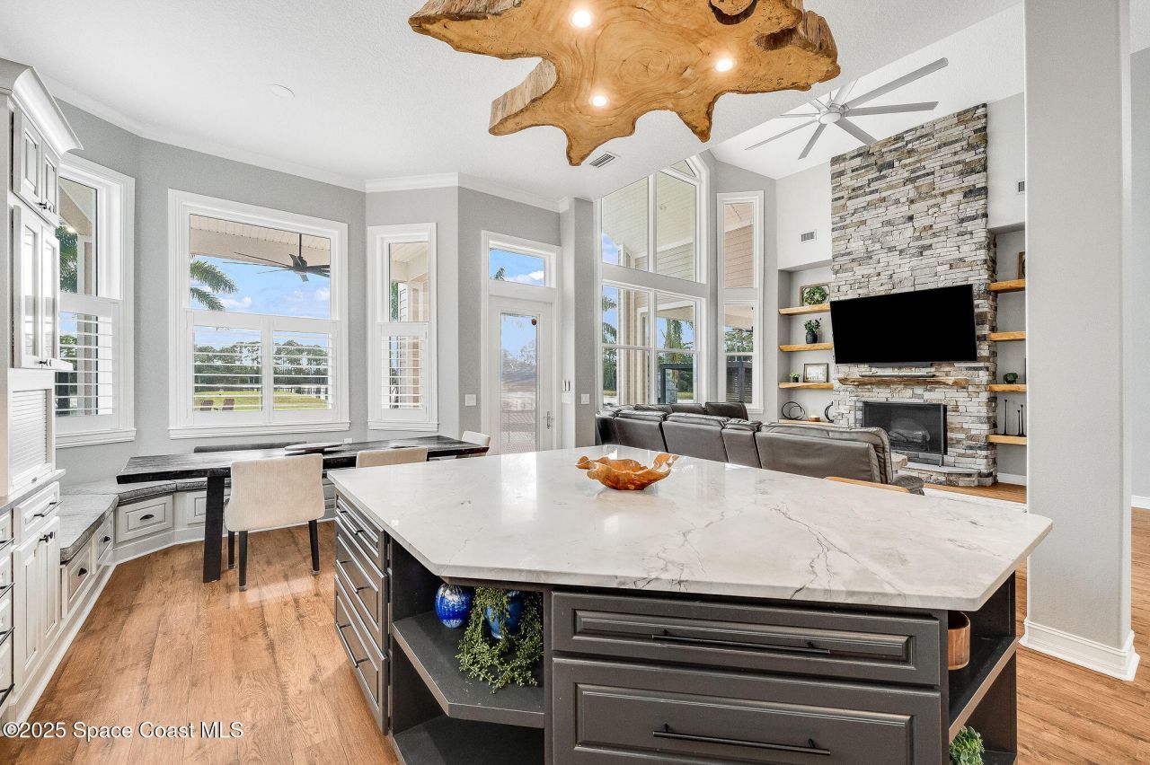 4236 Hield Road Nw, Palm Bay, FL 32907 Photo