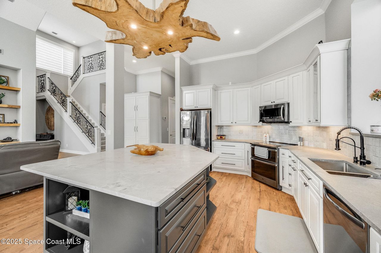 4236 Hield Road Nw, Palm Bay, FL 32907 Photo