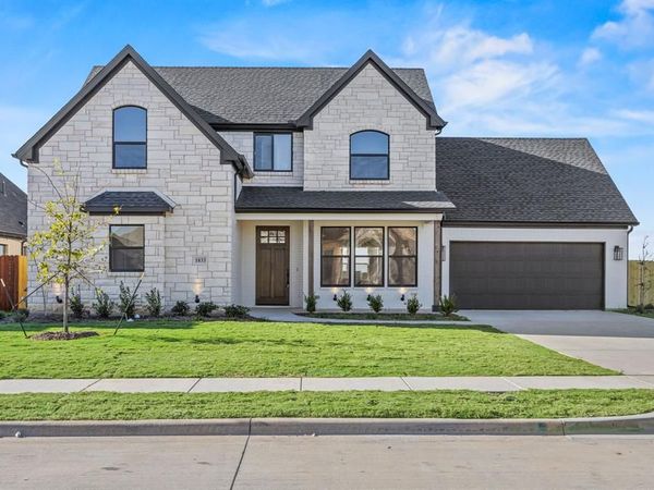 1833 Sudbury Drive, Cleburne, TX 76033