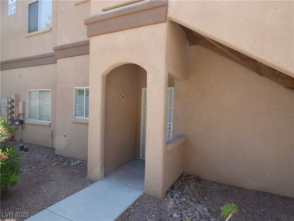 5751 E Hacienda Avenue, Unit 137, Las Vegas, NV 89122