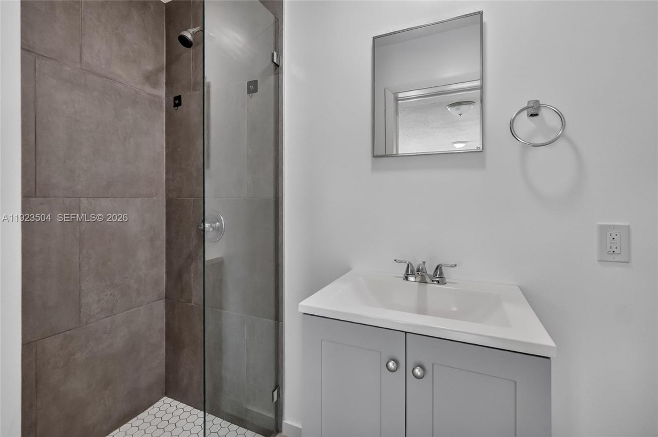 14801 Lincoln Blvd, Miami, FL 33176 Photo