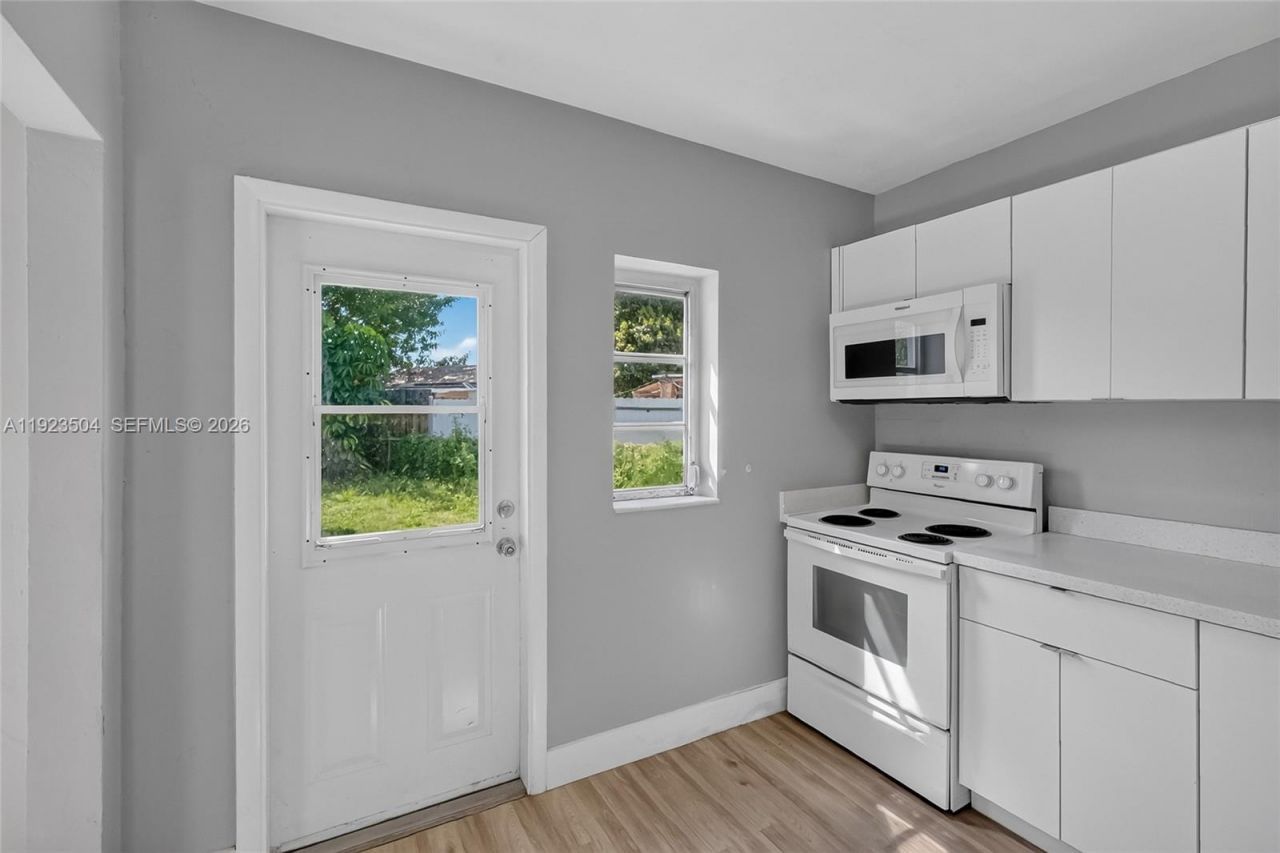 14801 Lincoln Blvd, Miami, FL 33176 Photo