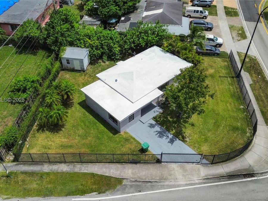 Property Image 33