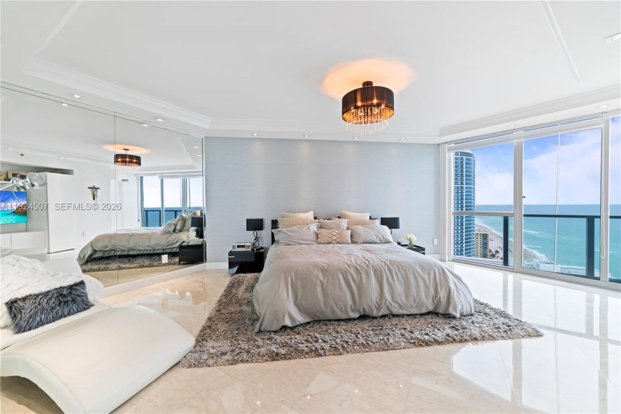 3101 S Ocean Dr, Unit 2907, Hollywood, FL 33019 Photo