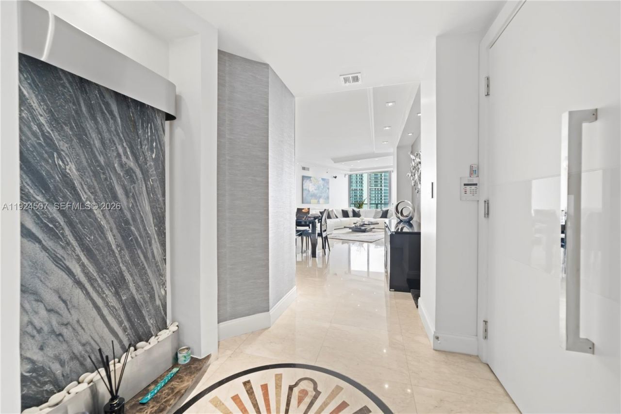 3101 S Ocean Dr, Unit 2907, Hollywood, FL 33019 Photo