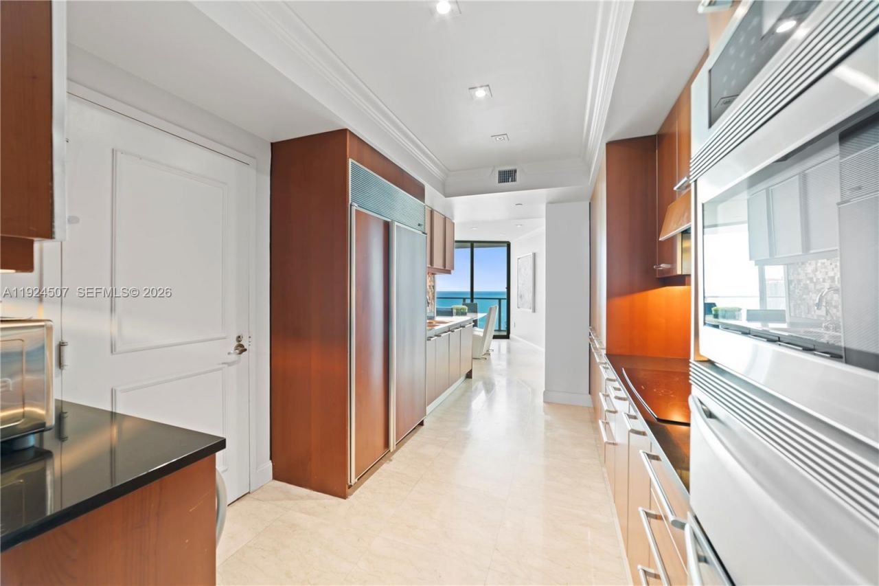 3101 S Ocean Dr, Unit 2907, Hollywood, FL 33019 Photo