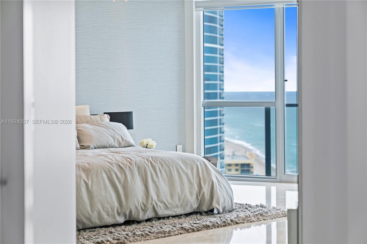 3101 S Ocean Dr, Unit 2907, Hollywood, FL 33019 Photo