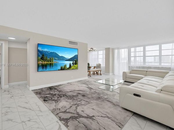 251 174th St, Unit 1415, Sunny Isles Beach, FL 33160