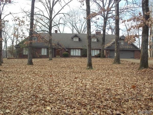 1301 Lurlyn Drive, Poplar Bluff, MO 63901