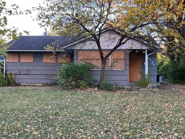 4293 Thompson Drive, Dayton, OH 45416 Main Photo