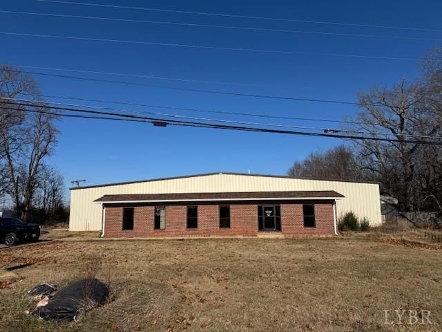 6251 Richmond Highway, Appomattox, VA 24522