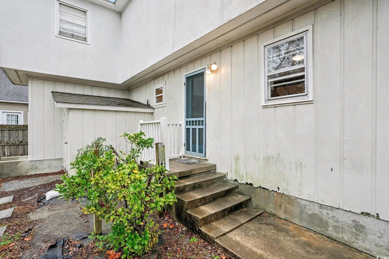 603 Maple St. Photo 37