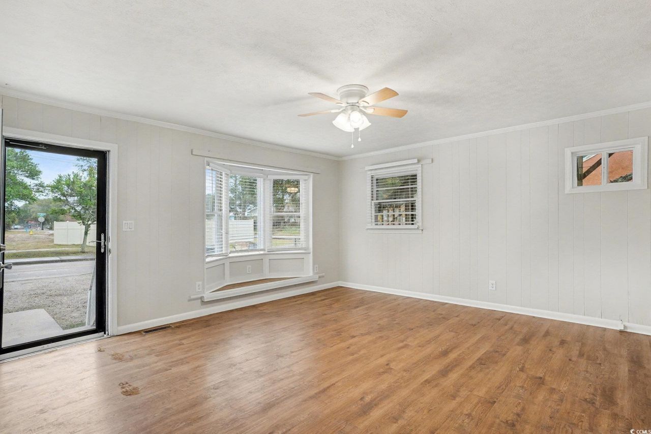 603 Maple St. Photo 4