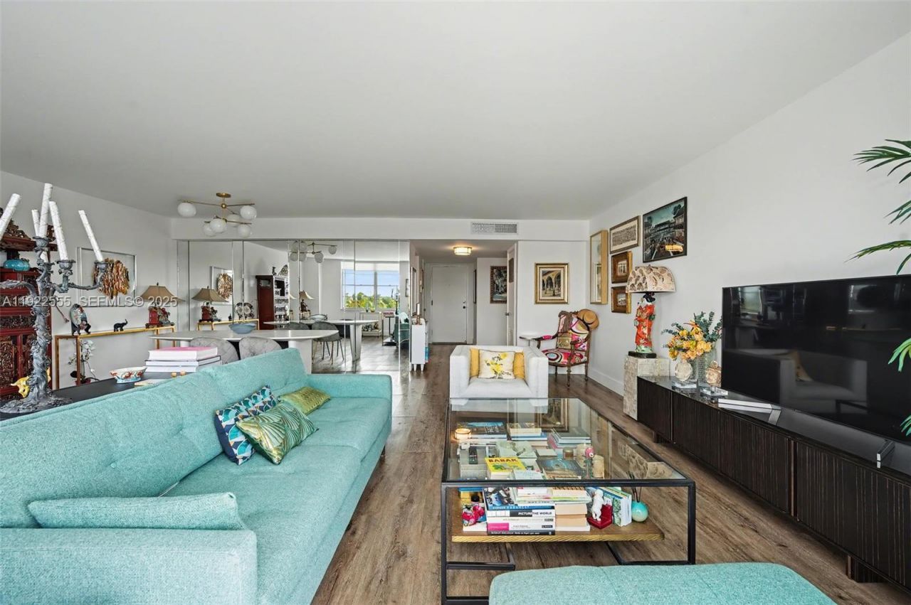 10000 W Bay Harbor Dr, Unit 303, Bay Harbor Islands, FL 33154 Photo