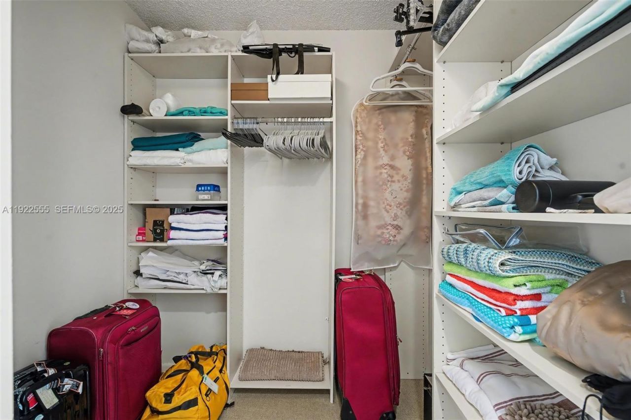 10000 W Bay Harbor Dr, Unit 303, Bay Harbor Islands, FL 33154 Photo