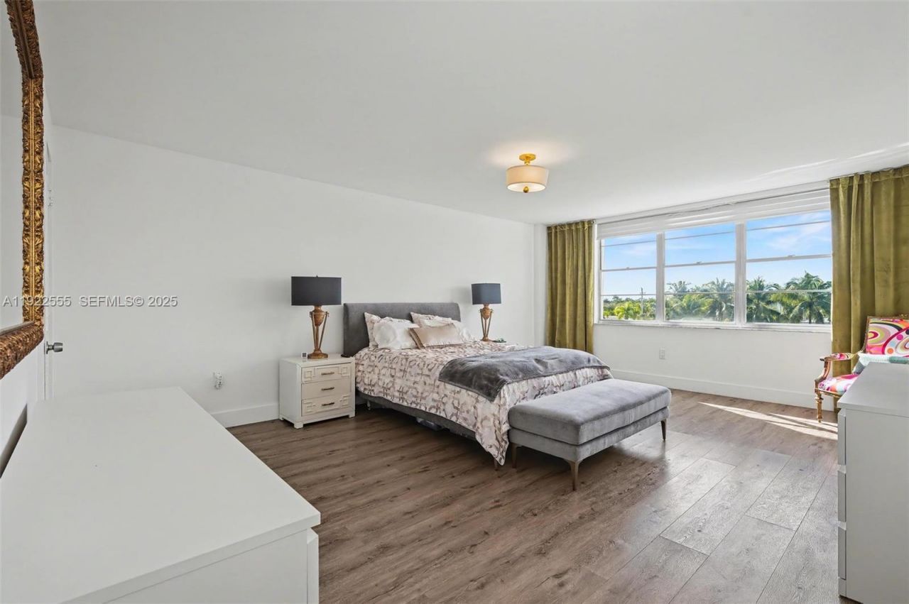 10000 W Bay Harbor Dr, Unit 303, Bay Harbor Islands, FL 33154 Photo