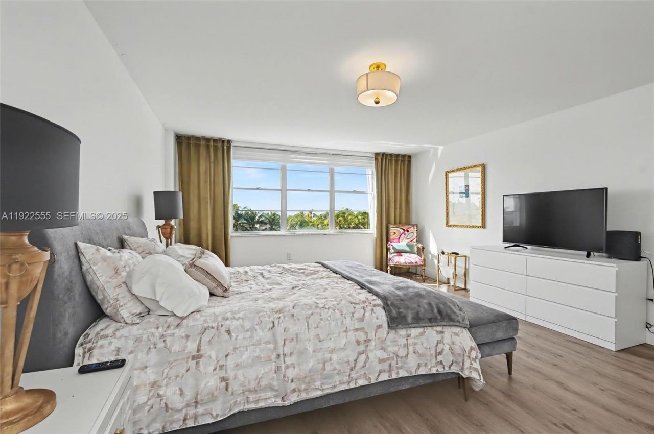 10000 W Bay Harbor Dr, Unit 303, Bay Harbor Islands, FL 33154 Photo