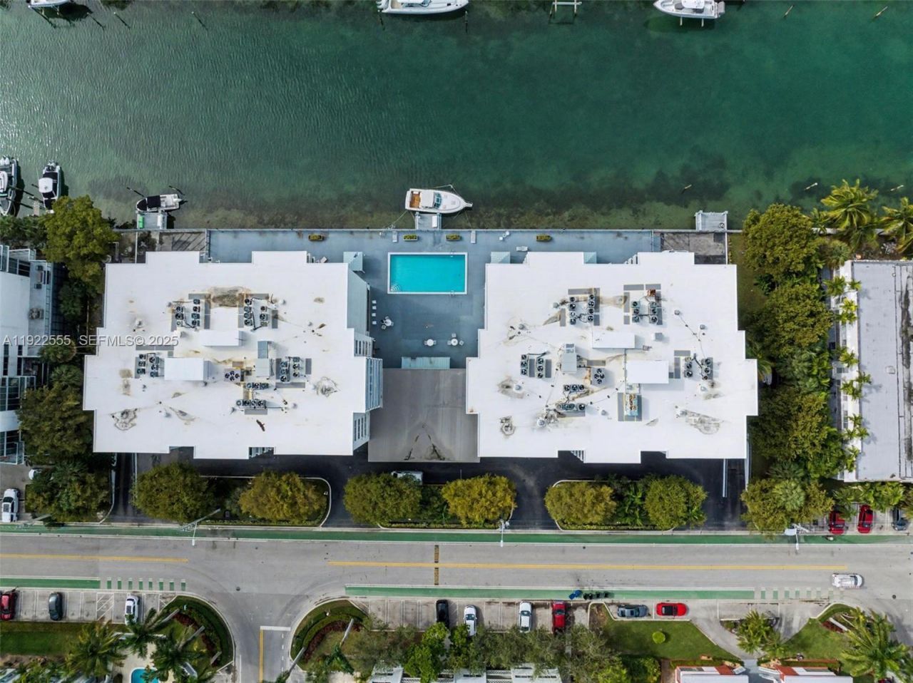 10000 W Bay Harbor Dr, Unit 303, Bay Harbor Islands, FL 33154 Photo