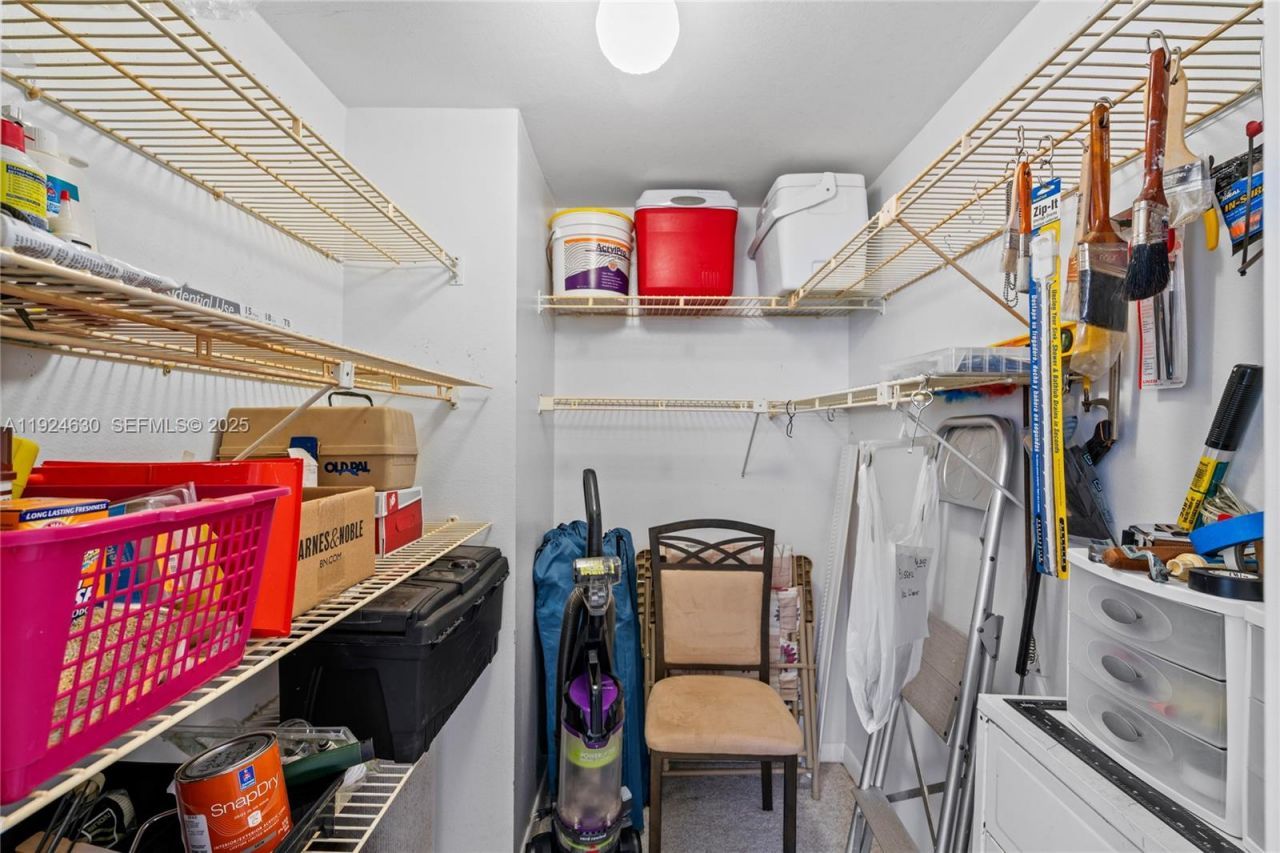 500 Three Islands Blvd, Unit 917, Hallandale Beach, FL 33009 Photo