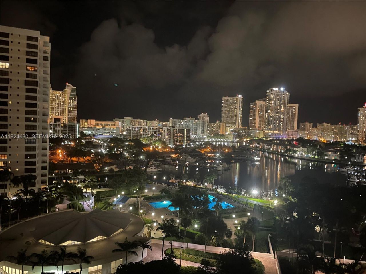 500 Three Islands Blvd, Unit 917, Hallandale Beach, FL 33009 Photo