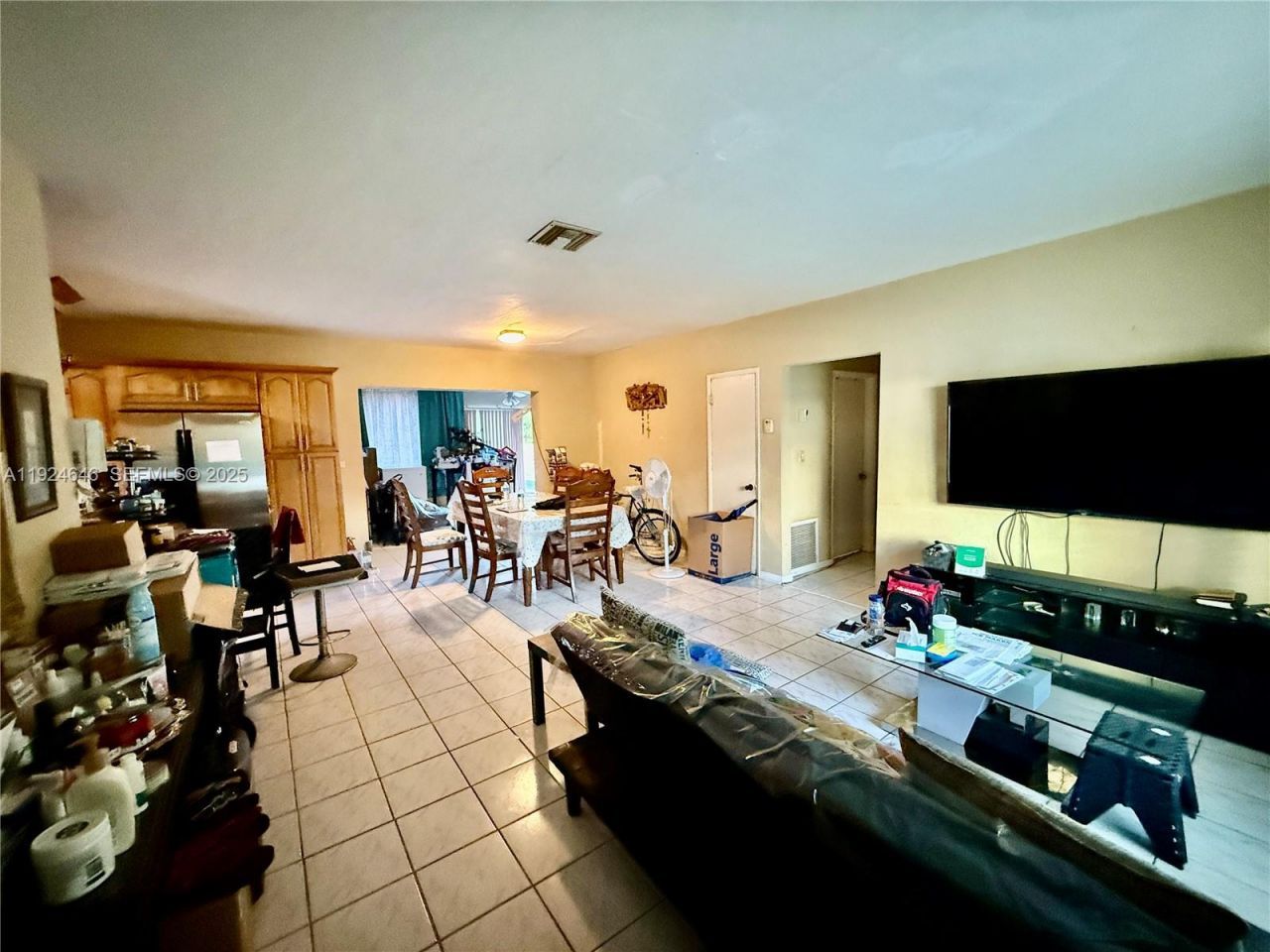 1121 NE 154th Ter, North Miami Beach, FL 33162 Photo