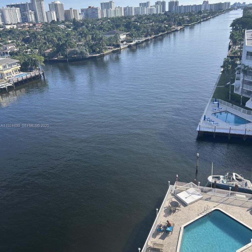 3100 NE 48th St, Unit 914, Fort Lauderdale, FL 33308 Photo